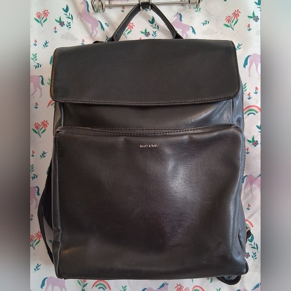 EUC Matt And Nat Black Smooth Vegan Leather School Work Laptop Backpack - Picture 1 of 16